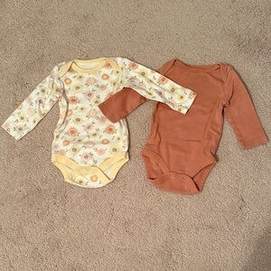 Sunflower and Rust Long Sleeve Baby Bodysuit Set.  0-3 months